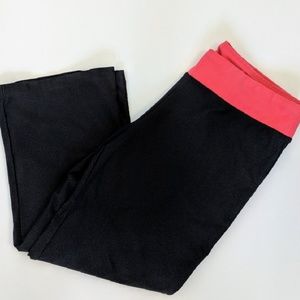 EUC Nike Dri-Fit Crops